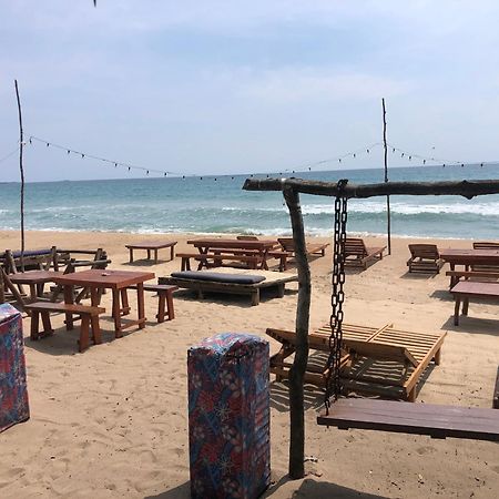 Nilaveli Sheen Coast Trincomalee Exteriör bild