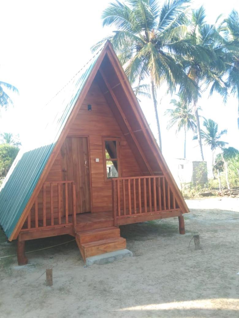 Nilaveli Sheen Coast Trincomalee Exteriör bild