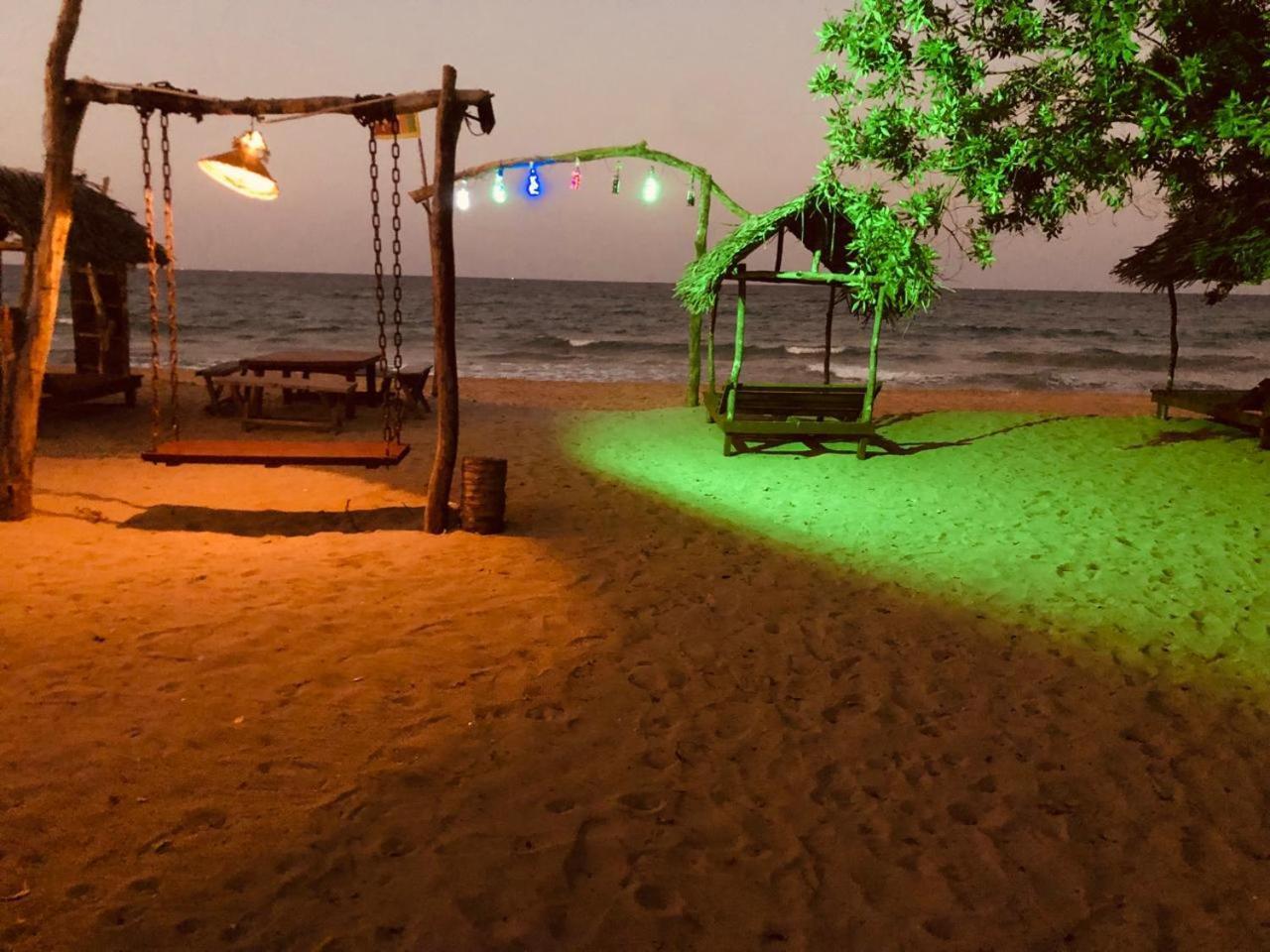 Nilaveli Sheen Coast Trincomalee Exteriör bild