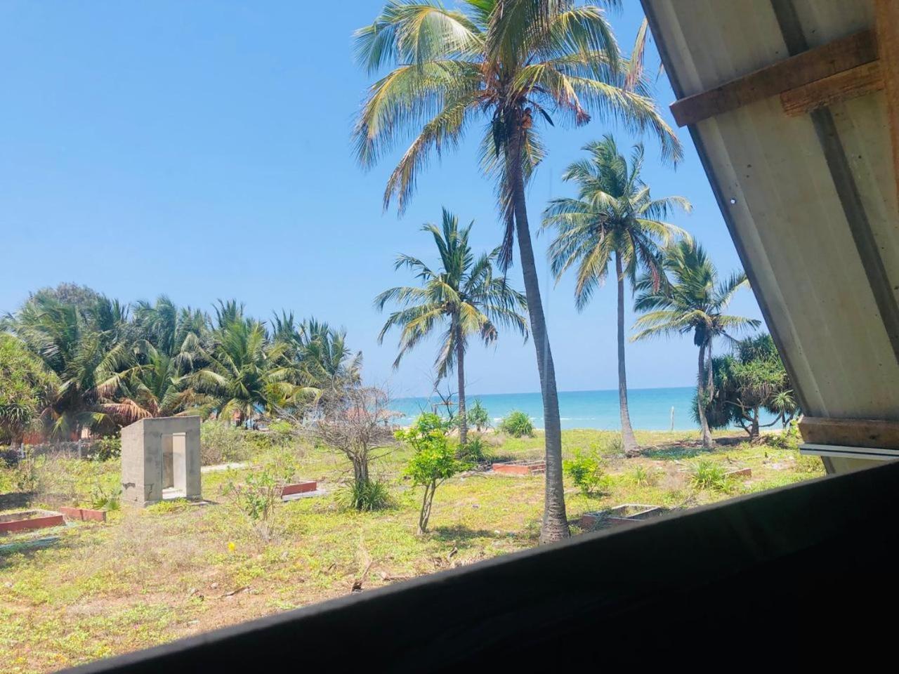 Nilaveli Sheen Coast Trincomalee Exteriör bild
